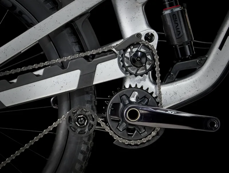 Trek Slash 9.8 XT Gen 6 Full Suspension Mountain Bike 2024 in Argent Drizzle-3